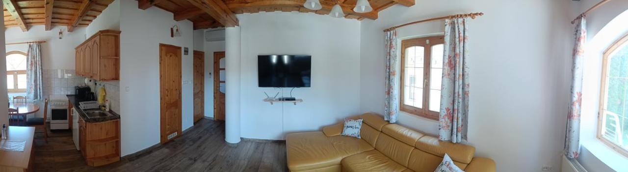 Vica Apartman Балатонберень Экстерьер фото