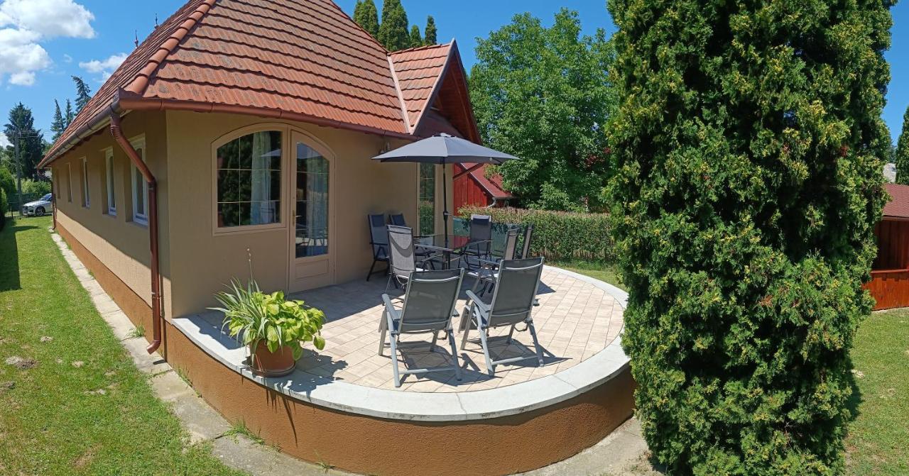 Vica Apartman Балатонберень Экстерьер фото